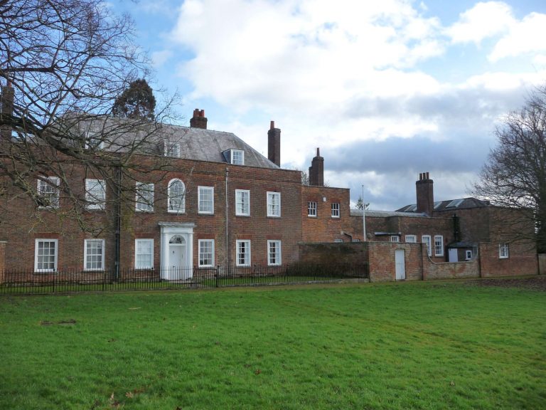 Common Road Cumberland House - Redbourn VIllage Online